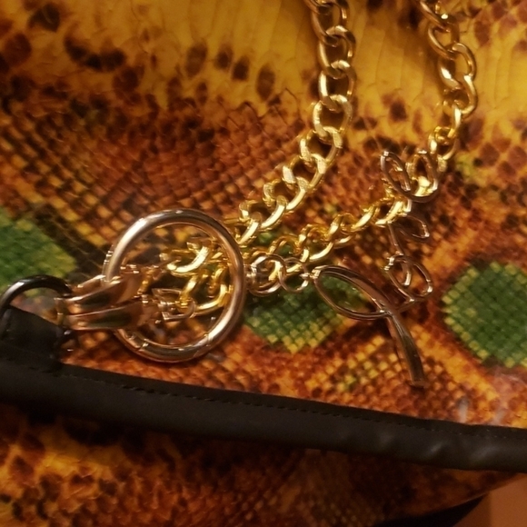 FRENCH connection tote - Picture 10 of 11